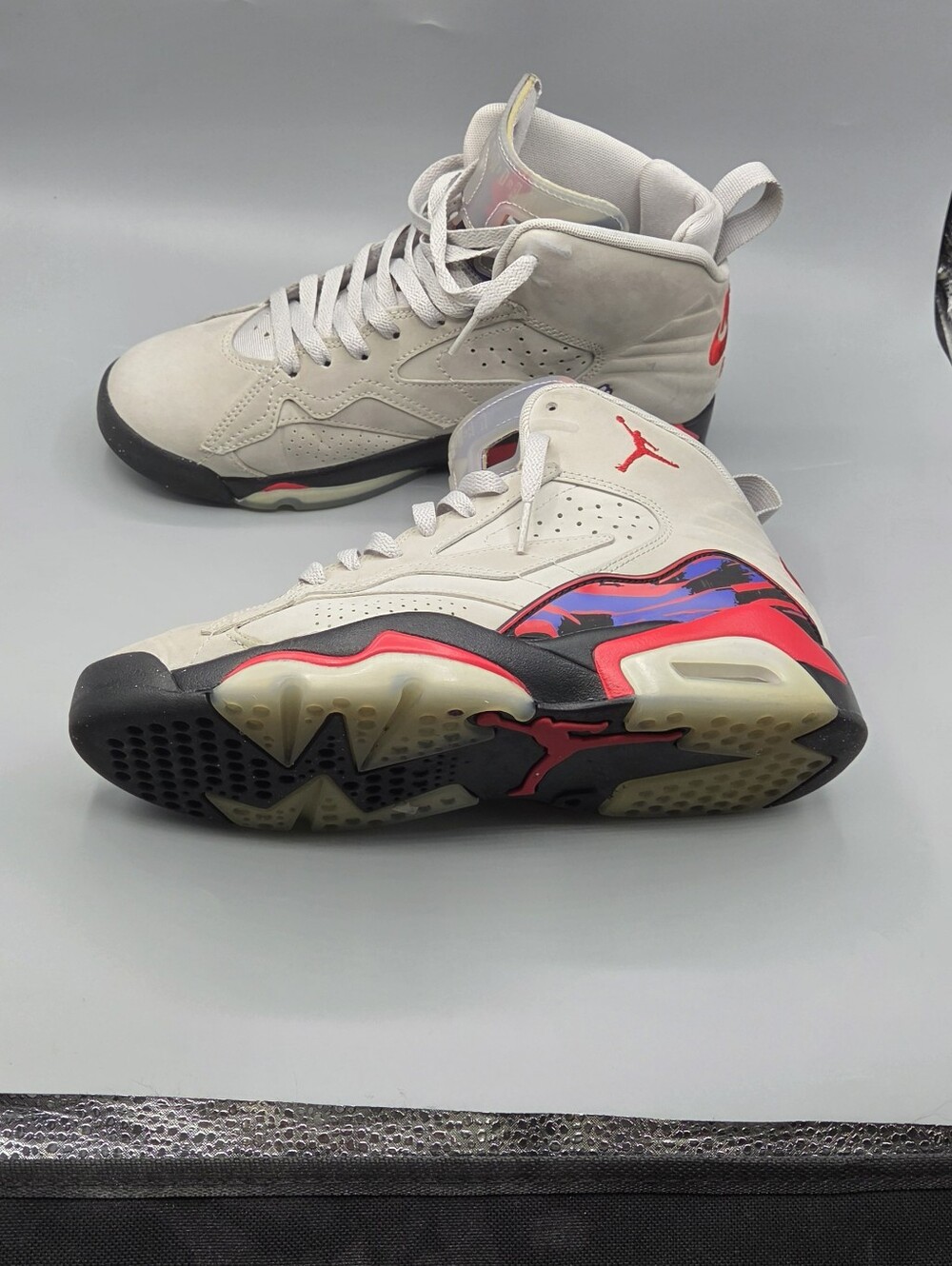 Nike Air Jordan Jumpman MVP Men's shoes. DZ4475-026 . White/Black/Red. Choose SZ - Picture 3 of 15